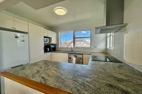 Photo of property in 1/5 Braemar Road, Castor Bay, Auckland, 0620