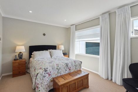 Photo of property in 6 Kaikomako Road, Waikanae, 5036