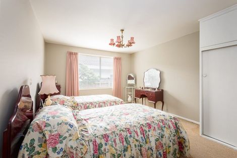 Photo of property in 2/6 Leonie Place, Aranui, Christchurch, 8061