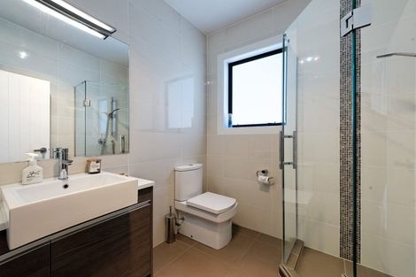 Photo of property in 92 Schnapper Rock Road, Schnapper Rock, Auckland, 0632