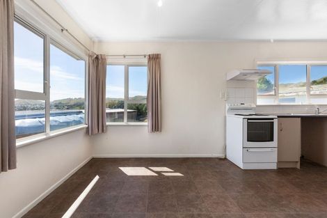 Photo of property in 41 Leicester Street, Cannons Creek, Porirua, 5024