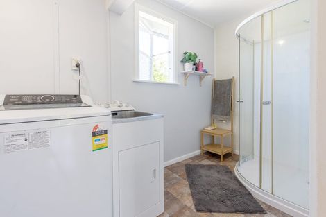 Photo of property in 2 Savage Crescent, Waipukurau, 4200