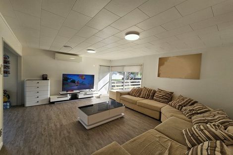 Photo of property in 7 Sandrine Avenue, Clover Park, Auckland, 2019