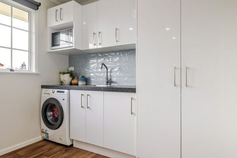 Photo of property in 24a Lethbridge Street, Feilding, 4702