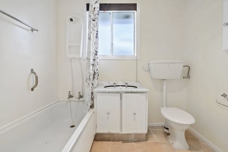 Photo of property in 3/12 Poplar Grove, Ebdentown, Upper Hutt, 5018