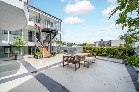 Photo of property in 3/5 Cook Street, Howick, Auckland, 2014