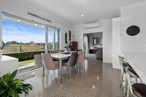 Photo of property in 15 Valley View Way, Bethlehem, Tauranga, 3110