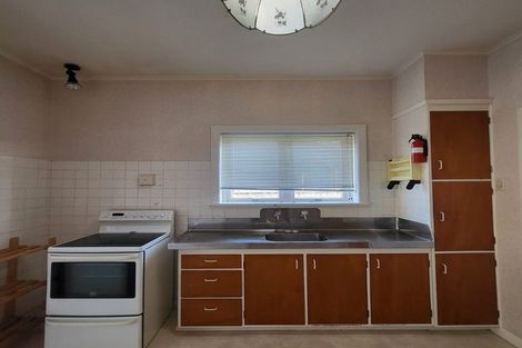 Photo of property in 95 Riverside Drive, Waiwhetu, Lower Hutt, 5010