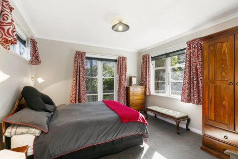 Photo of property in 52 Totara Road, Miramar, Wellington, 6022