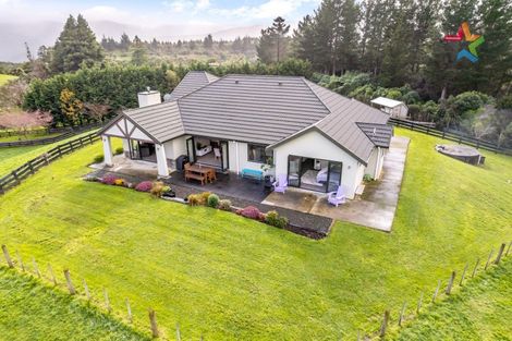 Photo of property in 32c Kaitoke Loop, Kaitoke, Upper Hutt, 5018