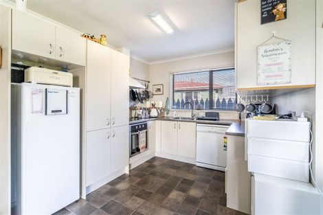 Photo of property in 7 Crowther Crescent, Heidelberg, Invercargill, 9812