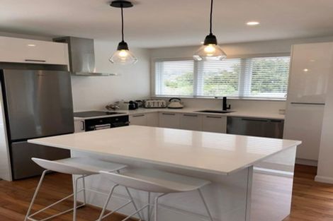 Photo of property in 31 Advene Road, Cockle Bay, Auckland, 2014