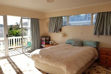 Photo of property in 5a Te Mara Place, Merrilands, New Plymouth, 4312