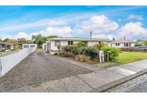 Photo of property in 35 Queen Street, Otautau, 9610