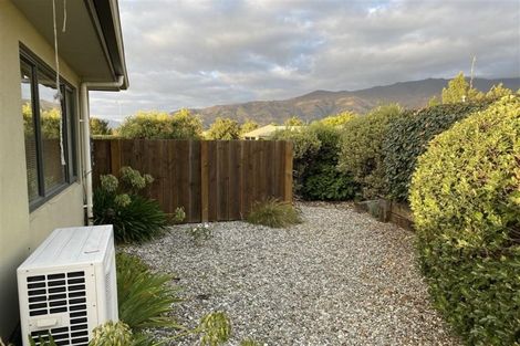Photo of property in 6 Achilles Place, Wanaka, 9305