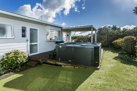 Photo of property in 3/8 Opua Street, Belmont, Auckland, 0622