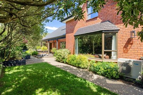 Photo of property in 22a Crosdale Place, Burnside, Christchurch, 8042