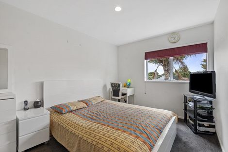 Photo of property in 4/103 Swanson Road, Henderson, Auckland, 0610