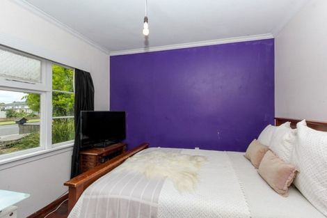 Photo of property in 166 Seaview Road, Westown, New Plymouth, 4310
