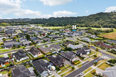 Photo of property in 27 Parlane Drive, Huapai, Kumeu, 0810