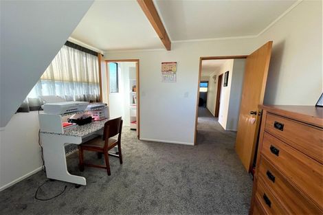 Photo of property in 12 Matai Place, Balclutha, 9230