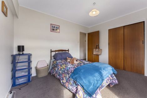 Photo of property in 1 Waltham Court, Cloverlea, Palmerston North, 4412