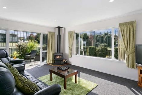 Photo of property in Acacia Court, 5/2 Jarden Mile, Nukuhau, Taupo, 3330