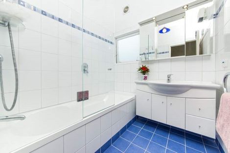 Photo of property in 43 Bramley Drive, Farm Cove, Auckland, 2012