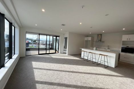 Photo of property in 201/2 Onepu Road, Kilbirnie, Wellington, 6022