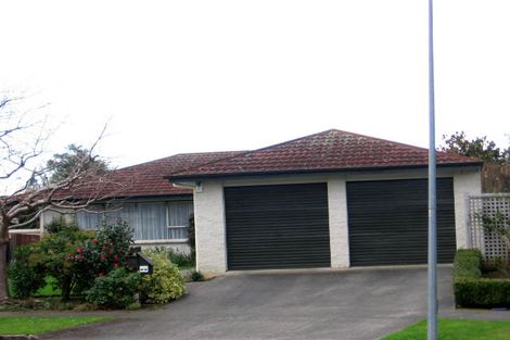 Photo of property in 18 Truscott Grove, Awapuni, Palmerston North, 4412