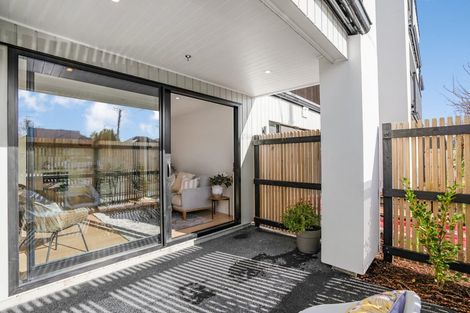 Photo of property in 1/200 Knights Road, Hutt Central, Lower Hutt, 5011