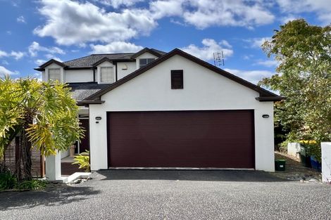 Photo of property in 40 Ravenstone Place, Chatswood, Auckland, 0626