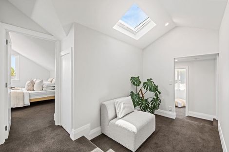 Photo of property in 3 Strowan Road, Strowan, Christchurch, 8052