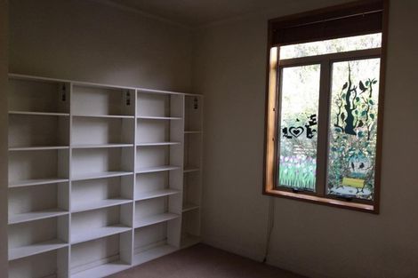 Photo of property in 8 Rosella Place, Murrays Bay, Auckland, 0630