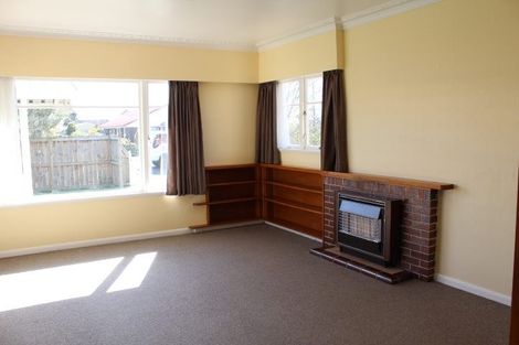 Photo of property in 18 Oxford Street, Fairfield, Hamilton, 3214
