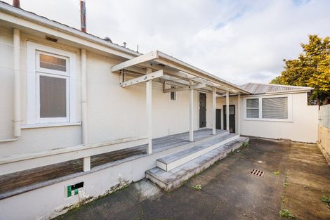 Photo of property in 58 Rangitane Street, Palmerston North, 4414