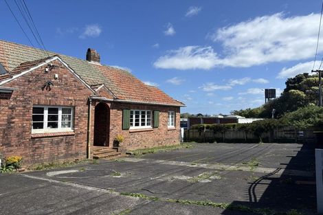 Photo of property in 371 Mount Albert Road, Mount Roskill, Auckland, 1041