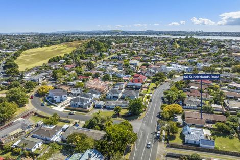 Photo of property in 66 Sunderlands Road, Half Moon Bay, Auckland, 2012