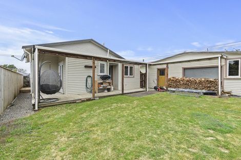 Photo of property in 20 Mahoe Street, Inglewood, 4330
