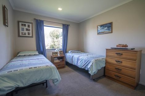Photo of property in 12 Oreti Road, Otatara, Invercargill, 9879