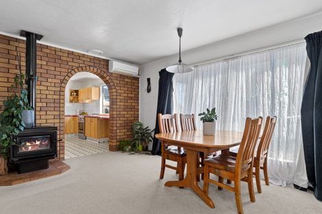 Photo of property in 15 Pemberton Crescent, Greerton, Tauranga, 3112