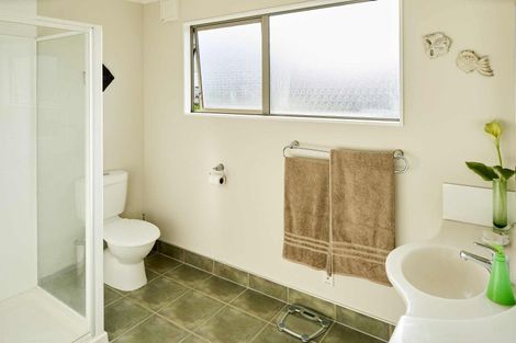 Photo of property in 28 Saint Ives Drive, Camborne, Porirua, 5026