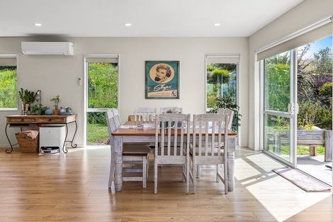 Photo of property in 15 Mcintosh Drive, Pokeno, 2471