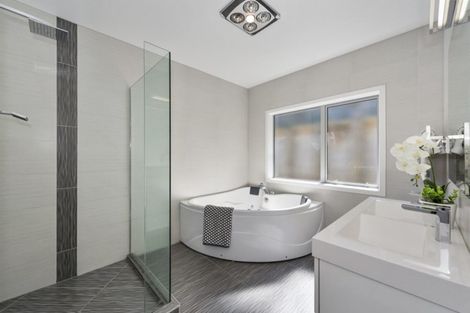 Photo of property in 11 Castleton Way, Flagstaff, Hamilton, 3210