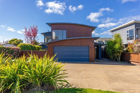 Photo of property in 2/2 Rhodes Fall, Rangatira Park, Taupo, 3330