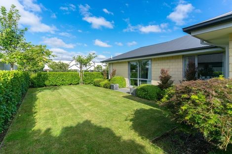 Photo of property in 6 Derek Anderson Place, Halswell, Christchurch, 8025