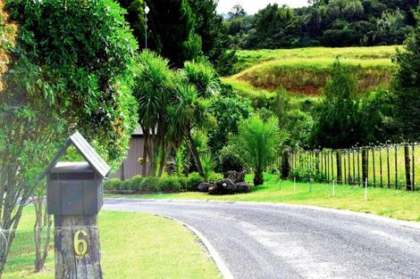 Photo of property in 6 Nandina Lane, Pukekohe, 2120