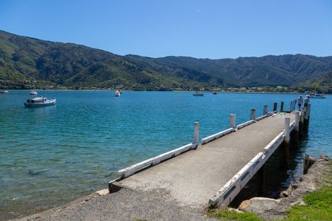 Photo of property in 1702 Queen Charlotte Drive, Linkwater, Picton, 7281