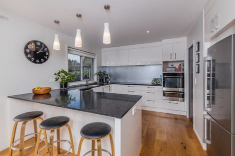 Photo of property in 6 Summerfield Way, Parahaki, Whangarei, 0112