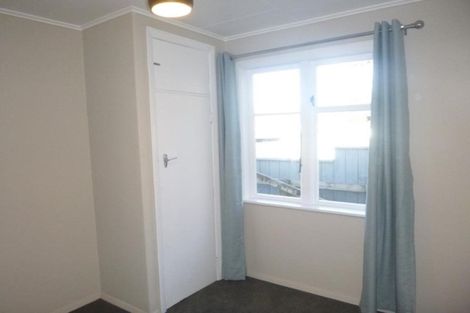 Photo of property in 121 Wellington Road, Wainuiomata, Lower Hutt, 5014